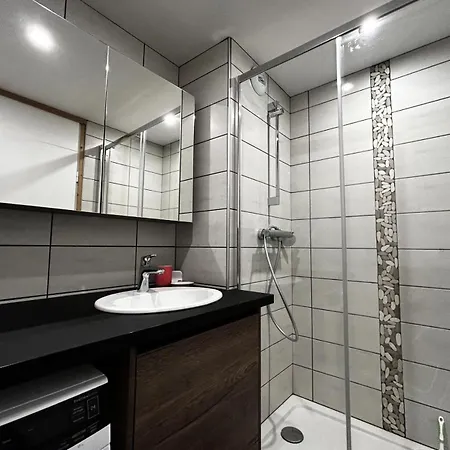 Apartment Aravis - 6 Pers Au Pied A La Croisette Mae-5444